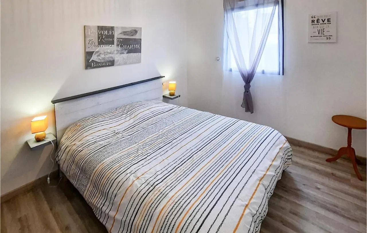 3 Bedroom Awesome Home In Plouguerneau 0*,  France